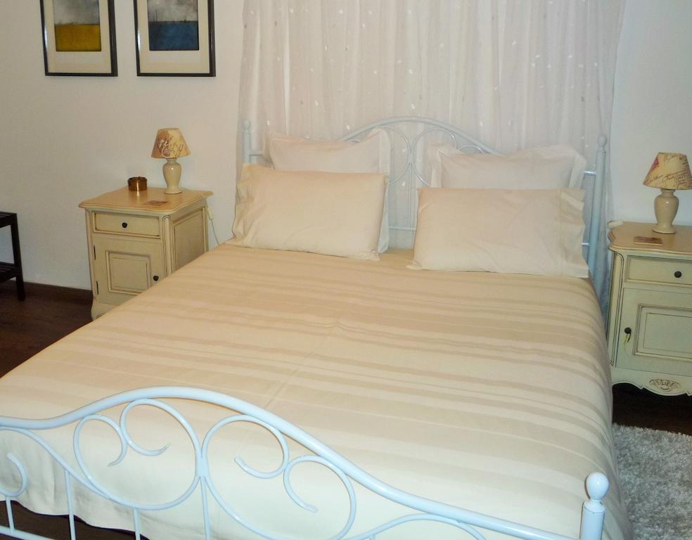 Chez Edell Bed and Breakfast Monpazier Rum bild