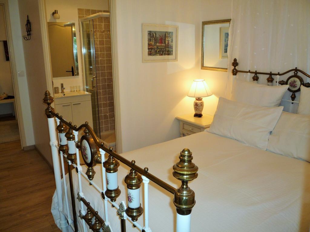 Chez Edell Bed and Breakfast Monpazier Rum bild