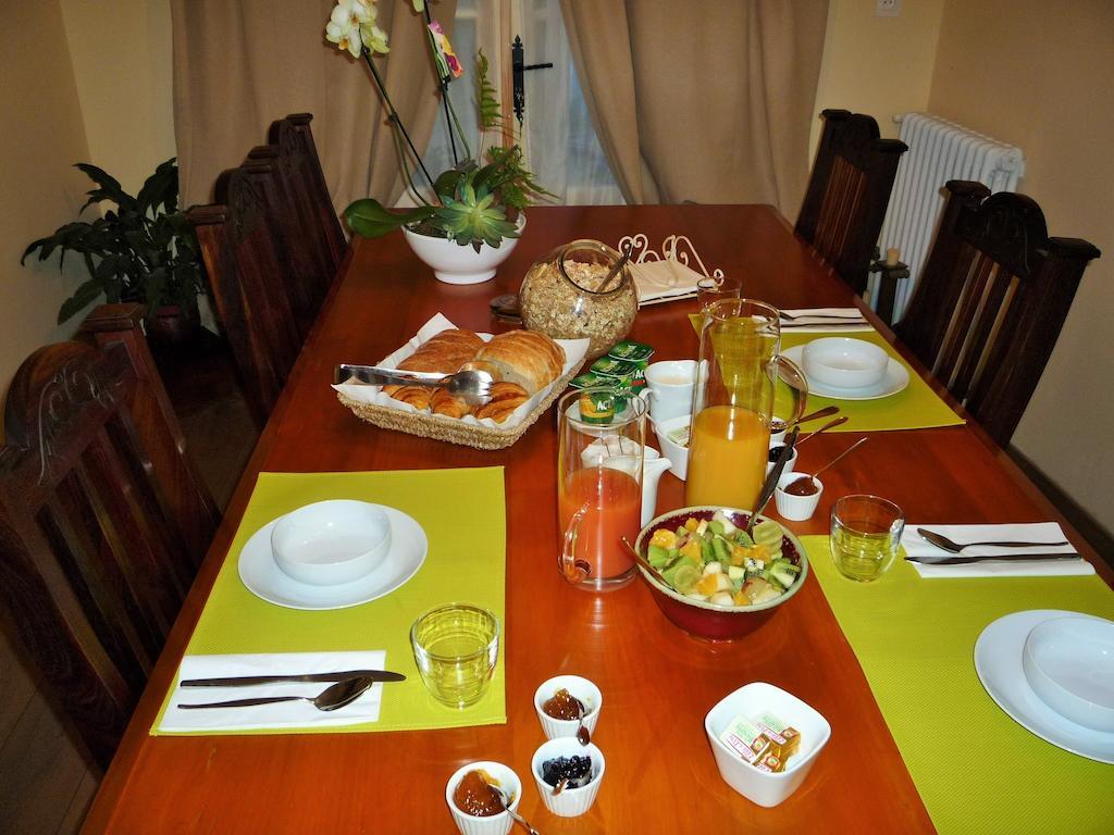 Chez Edell Bed and Breakfast Monpazier Exteriör bild